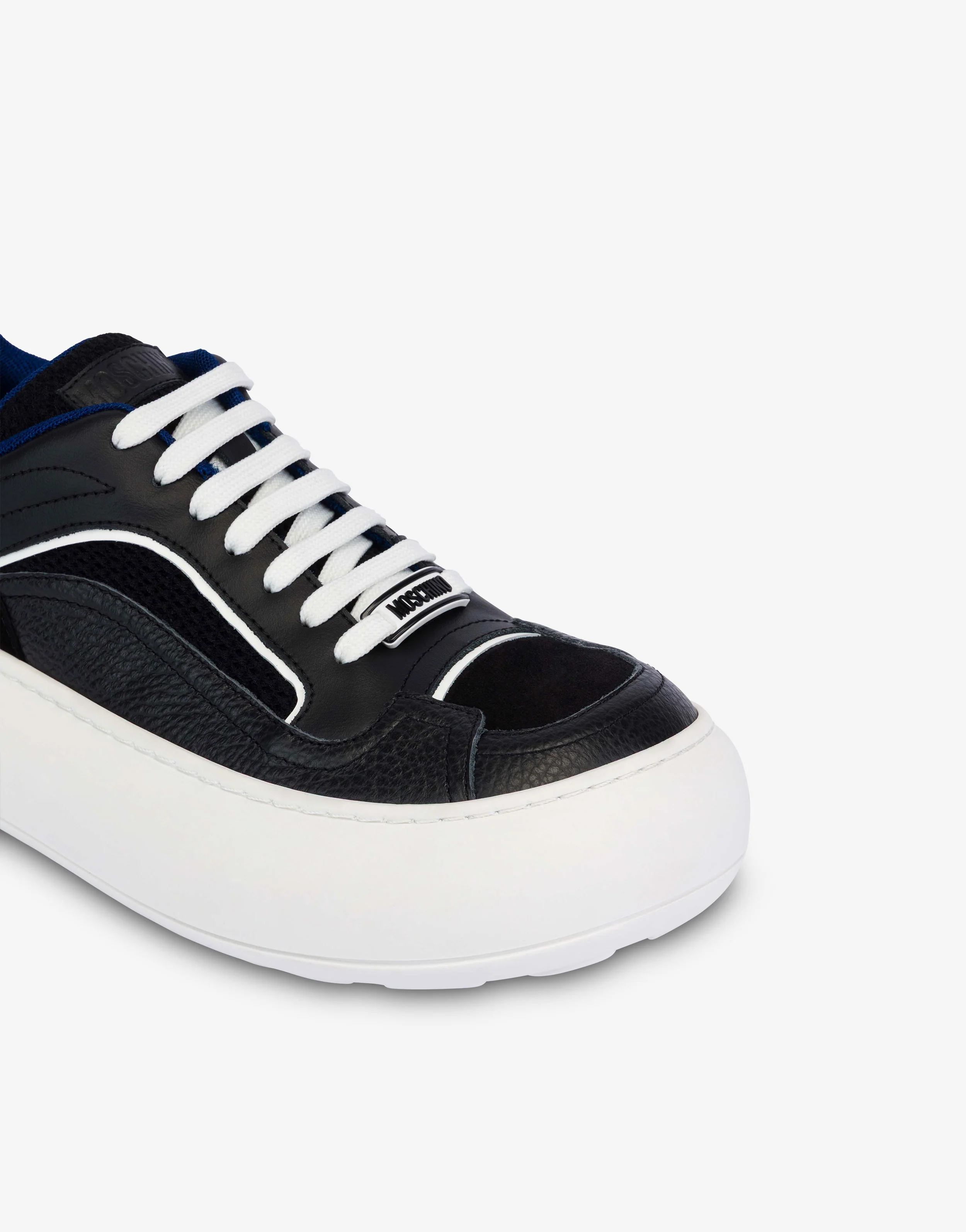 Sneakers in rete, vitello e suede